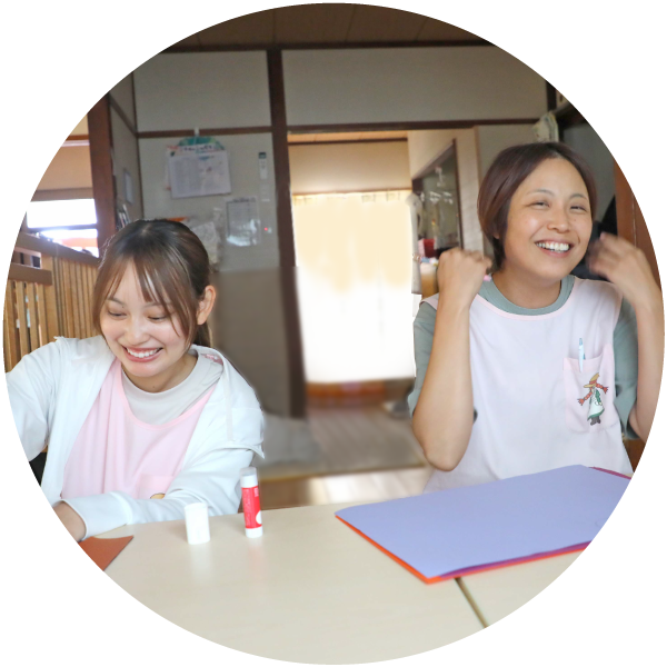 福岡市早良区有田のアン・シャーこども園と栄光保育園の保育士の人間関係が良い写真