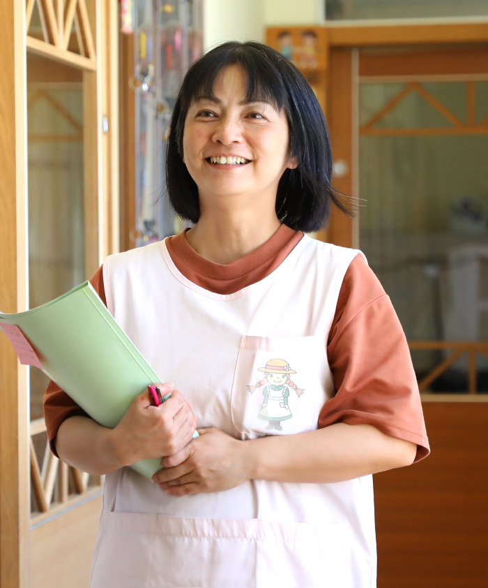 福岡市早良区有田のアン・シャーリーこども園と栄光保育園の保育士インタビュー