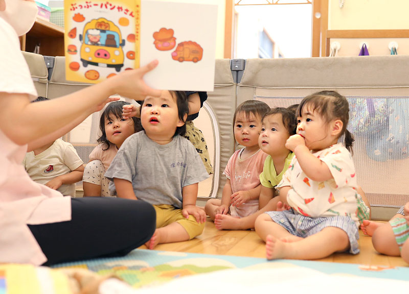 福岡市早良区有田の認定こども園アン・シャーリーこども園の乳児期の保育