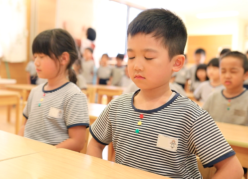 福岡市早良区有田の認定こども園アン・シャーリーこども園の年長さんの保育